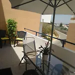 Διαμέρισμα Elegant Sea View *