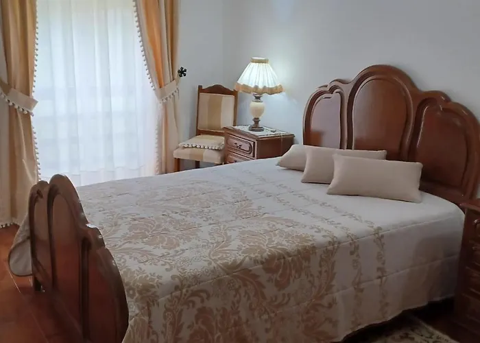 Elegant Sea View Apartament Nazaré