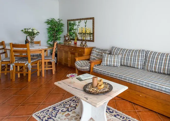 Apartment Elegant Sea View